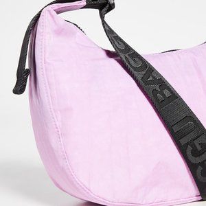 Baggu Medium Nylon Crescent Bag in Peony